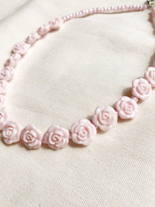 PINK ROSE CHOKER