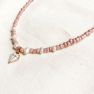 WHITE GEM CHARM CHOKER